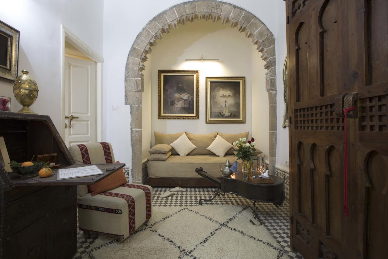 Riad Emotion As-Sawíra Exteriér fotografie