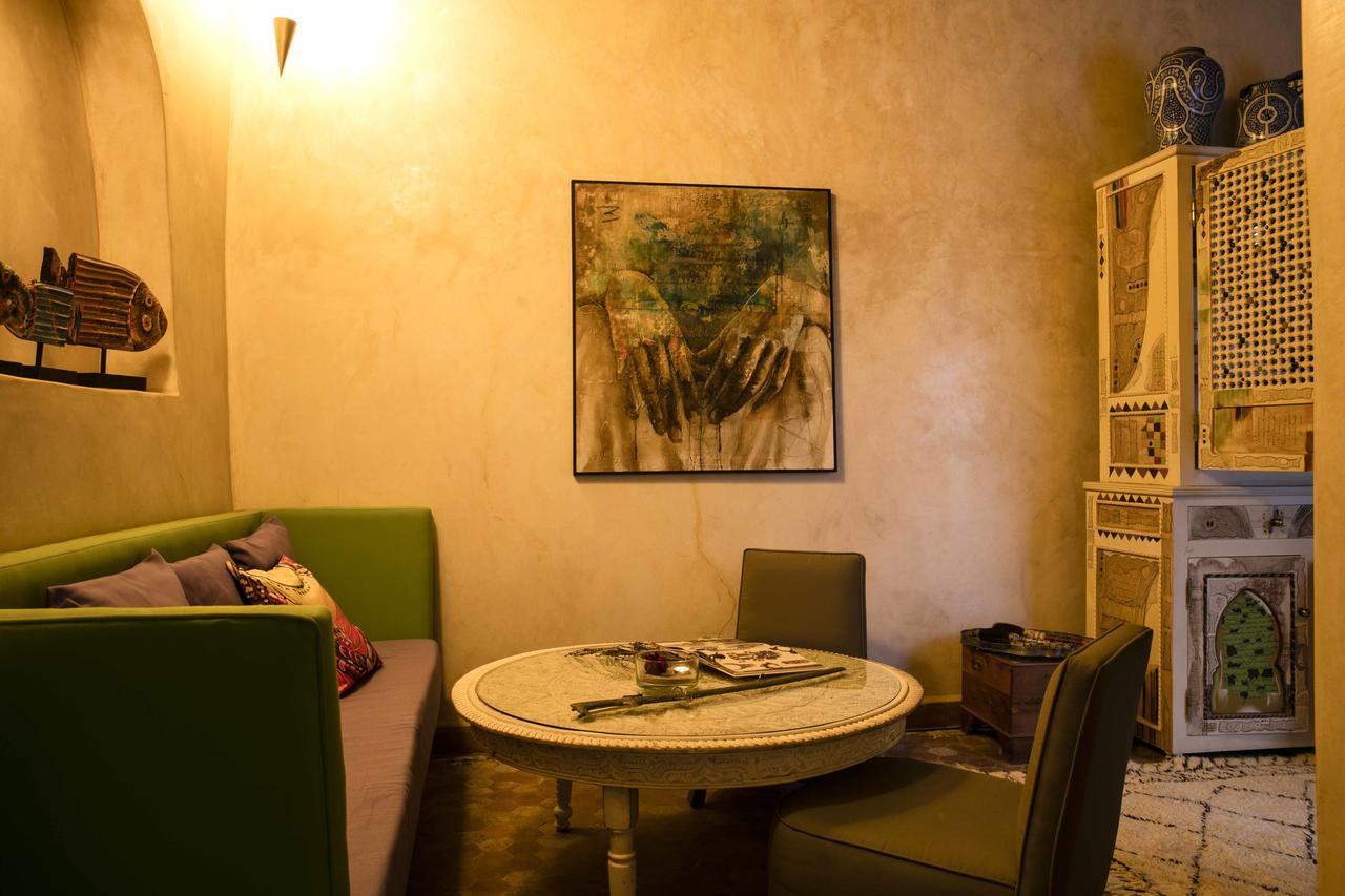 Riad Emotion As-Sawíra Exteriér fotografie