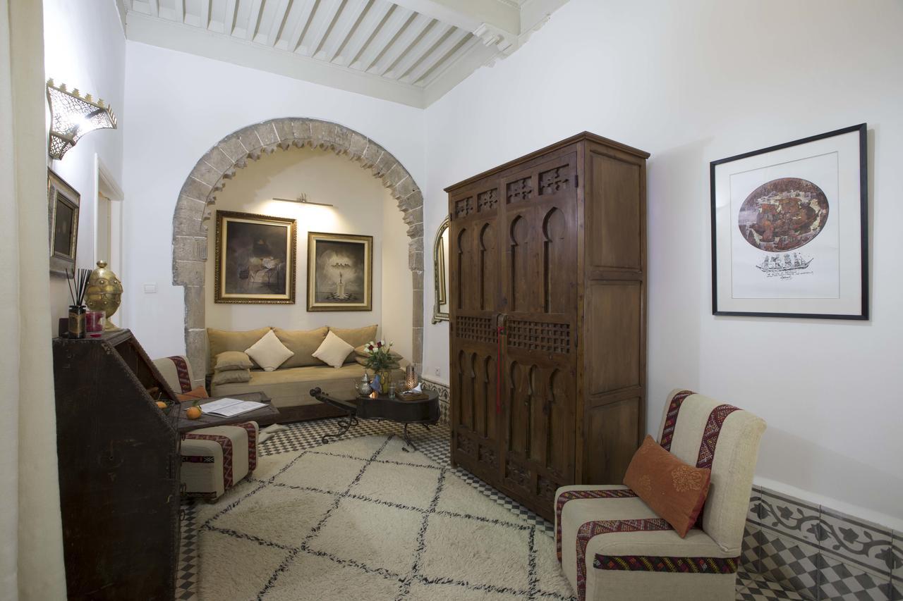 Riad Emotion As-Sawíra Exteriér fotografie