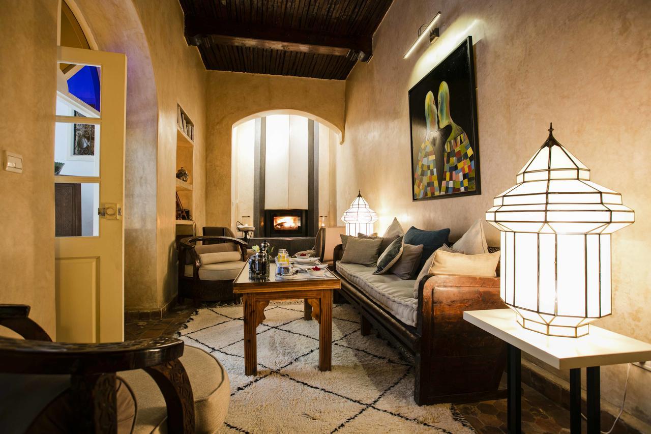 Riad Emotion As-Sawíra Exteriér fotografie