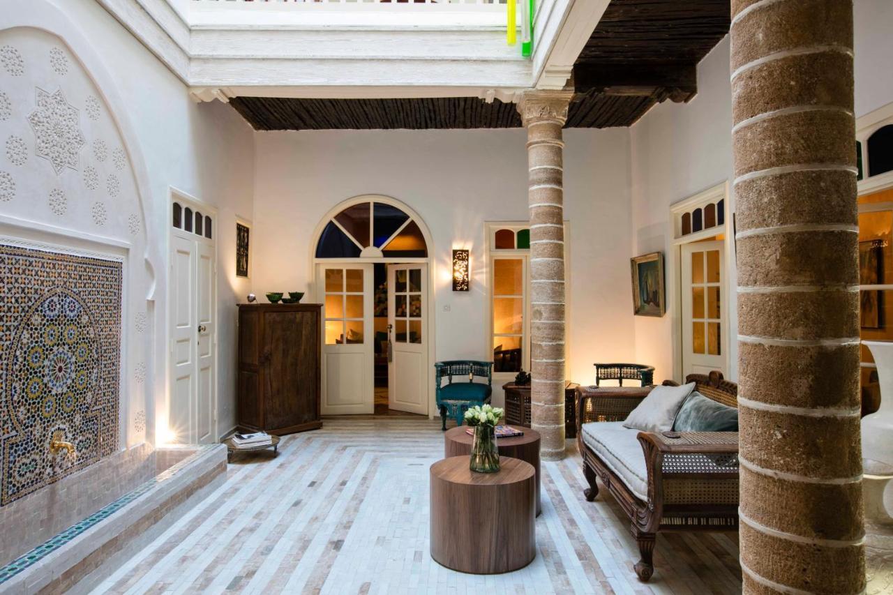 Riad Emotion As-Sawíra Exteriér fotografie